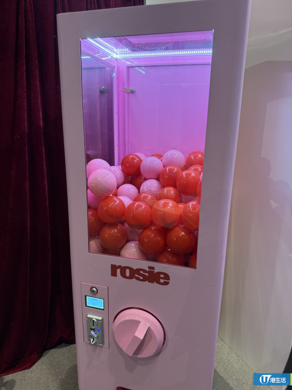 BLACKPINK@Rosé快閃限定店登場！入手專輯同款T恤/周邊精品/韓式自拍機