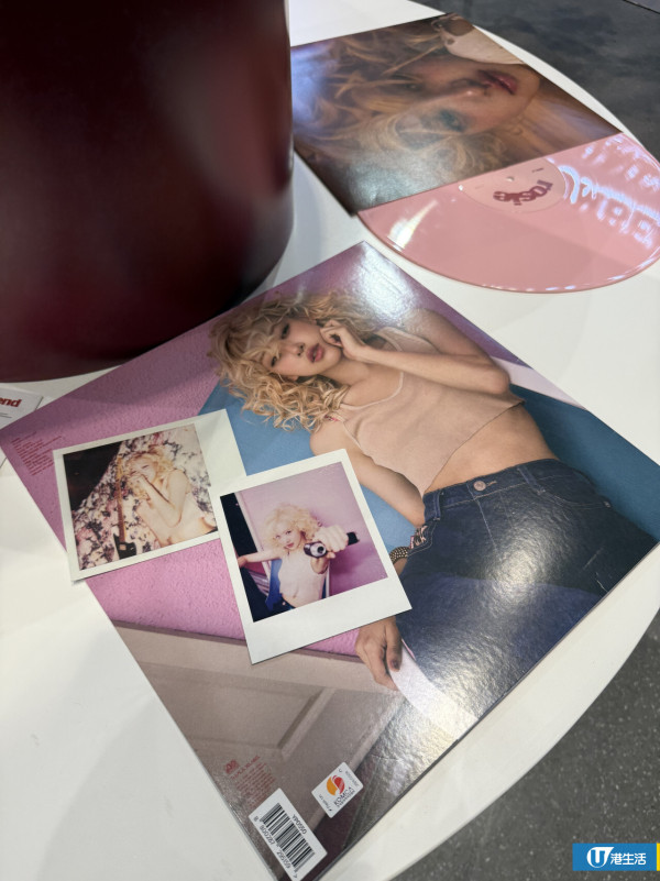 BLACKPINK@Rosé快閃限定店登場！入手專輯同款T恤/周邊精品/韓式自拍機