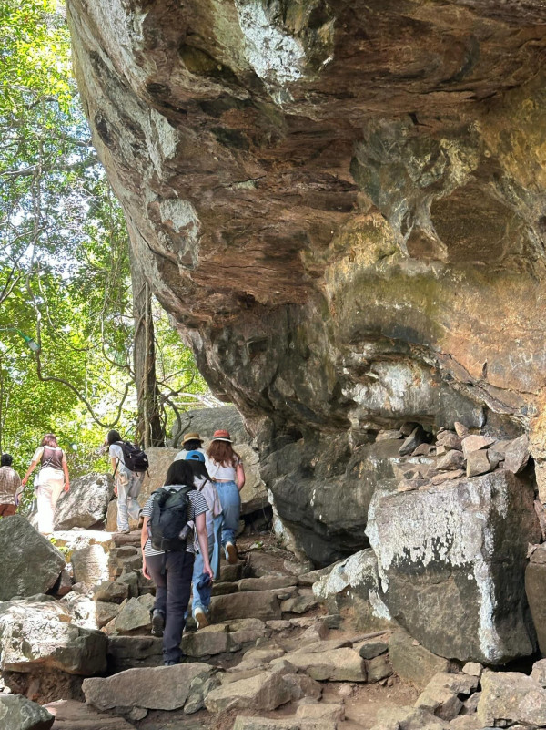 網民報盲盒旅行團呻中伏 豪花萬五慘變軍訓團 導遊惡劣酒店貨不對辦 