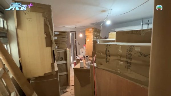 擲$130萬裝修元朗村屋！裝修師傅N個理由拖足一年 單位更被貼大字報？業主報警：放棄村屋亦要追討