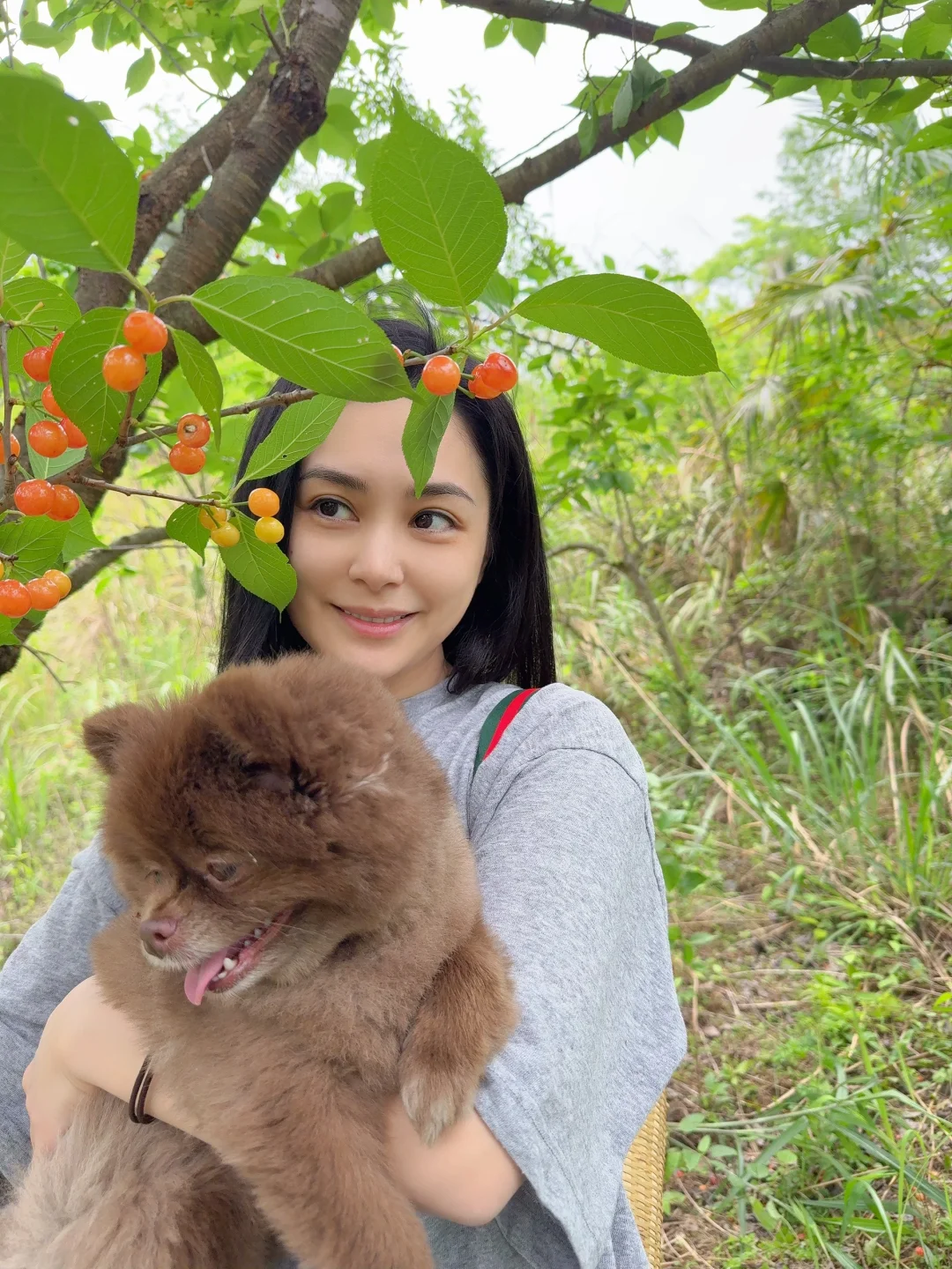 阿嬌鍾欣潼遊西安浸溫泉曬白滑香肩！大方展露44歲真實素顏！ 