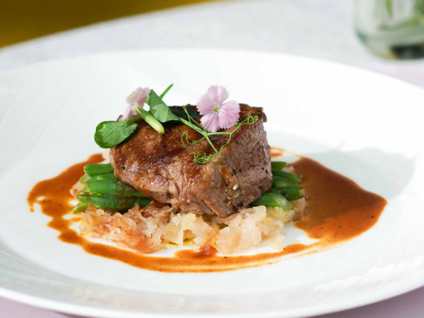 唯港薈x Le Creuset法式夢幻下午茶   香草焗田螺／巴黎泡芙／即製Crepe