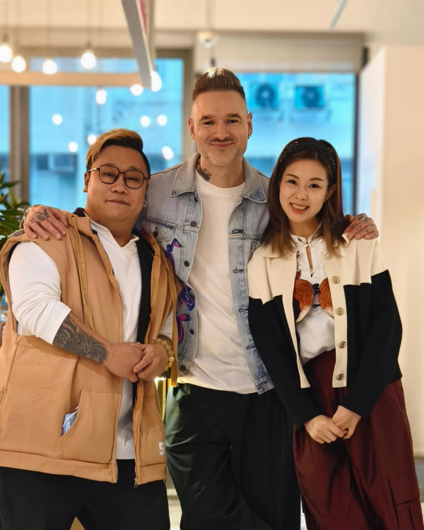 中年好聲音3｜黑馬選手占士丁丁背景大起底！來自英國曾於中國發展視香港為家