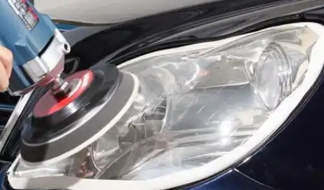 車大燈變黃如何處理？車頭燈翻新修復DIY教學 老化泛黃傷痕拋光回復光亮