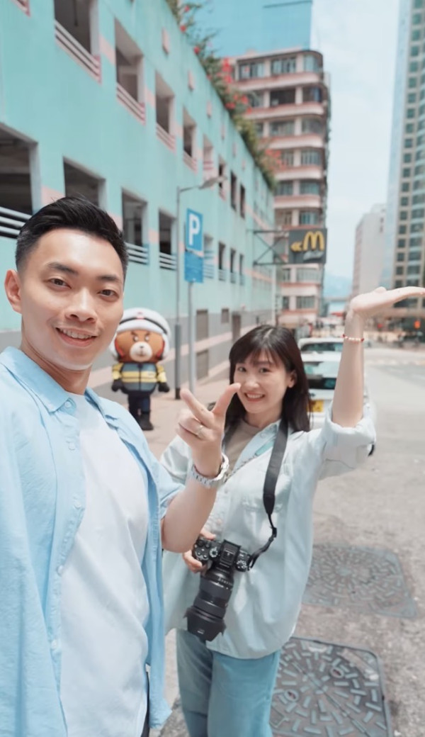 有片|北角「港版富士山」小紅書爆紅! 遊客企馬路打卡 糖妹拍片教打卡安全靚位!