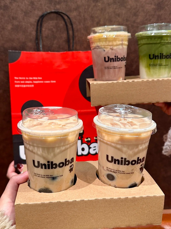  內地奶茶店Uniboba攻港，圖片來源︰小紅書@奶瓶吃不饱。
