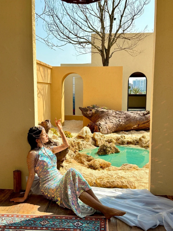 深圳打卡Cafe|漠上花開天台沙漠綠洲!駱駝/仙人掌打卡位營造摩洛哥異域風 套餐含服飾租借