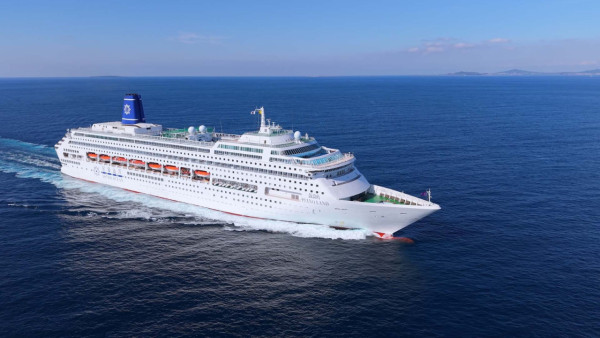 網民遊仙台搭火車呻遇失禮港人 2人霸4位兼行李阻走廊:影衰曬