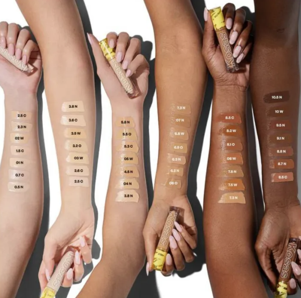 KOSAS 必買推介:亮肌保濕遮瑕液 with Caffeine and Hyaluronic Acid HKD $245