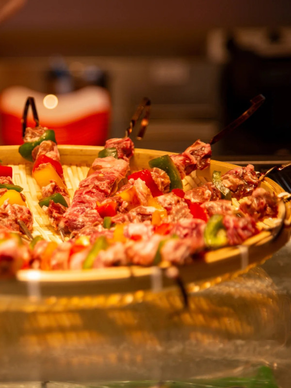 深圳皇崗必食牛腩牛雜煲!吊爐燒烤/無限續加配菜+砂鍋粥!