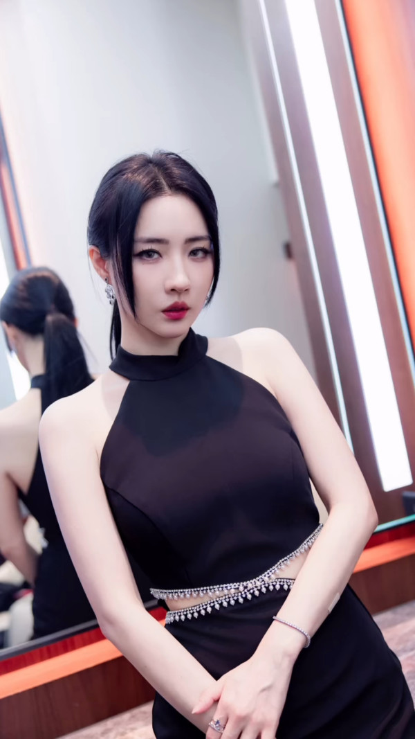 盤點2026年7位40歲女星同齡不同命！童顏女神都4字頭？8億闊太生活無憂