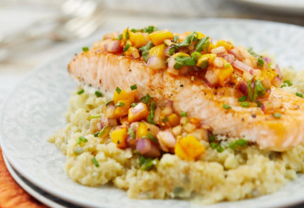 椰菜花飯食譜｜高纖低卡7大好處2類人不宜  附4款椰菜花飯做法食譜