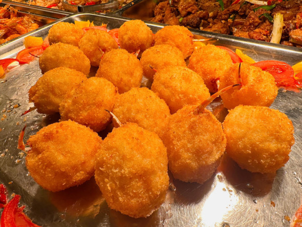 權發兩餸飯母親節一連兩日3大指定分店每天各增加供應多600隻蟹鉗