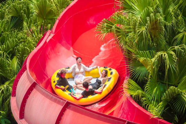 瑪雅水公園(圖片來源:深圳歡樂谷微信公眾號) 瑪雅水公園(圖片來源:深圳歡樂谷微信公眾號)