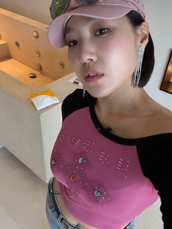地球娛樂室第三季李恩智（圖片來源：IG@happy._.ej）