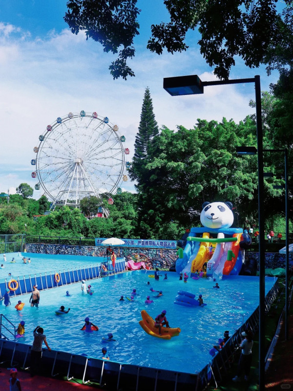 觀瀾湖親子水樂園(圖片來源:小紅書@深圳觀瀾湖新城MH Mall) 觀瀾湖親子水樂園(圖片來源:小紅書@深圳觀瀾湖新城MH Mall)