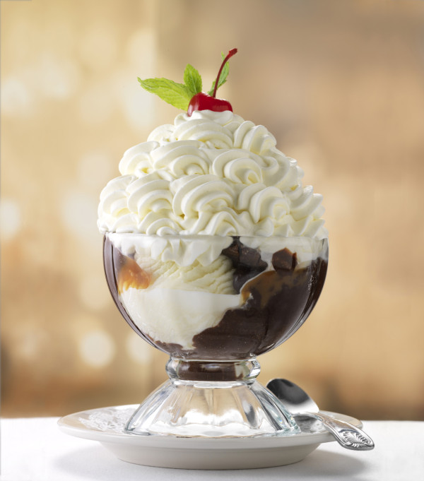 Morton's the Steakhouse斧頭扒雙人套餐回歸！維港夜景下歎巨型36安士斧頭扒