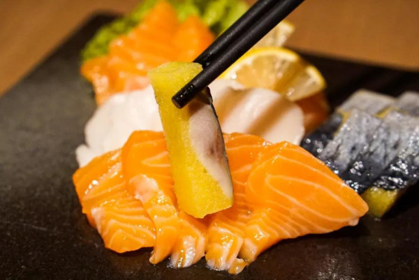 必去大灣區純玩美食2天團 嘆海鮮自助晚餐 連暢遊傳統豆醬工場 價錢低至起！ 