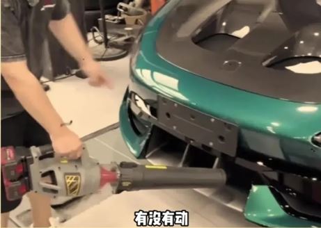 小米SU7 Ultra 一車頭組件淪為配飾？ 造價4萬元散熱效果成疑 引發退訂潮