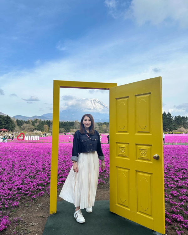 飛關東睇芝櫻祭富士山前打卡！前TVB主播李穎琳分享產後首個旅行 