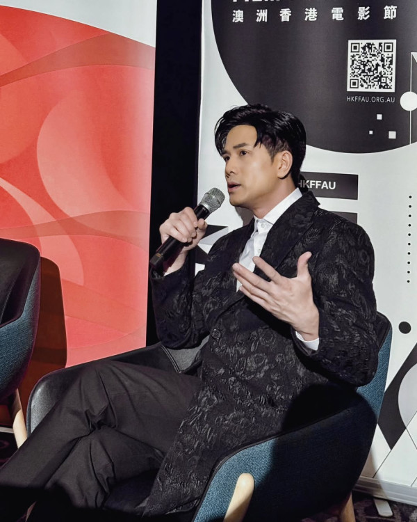 伍允龍女友｜伍允龍承認拍拖大方晒情侶合照 甜蜜公開索爆女友正面樣