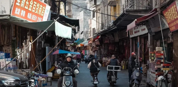 必去大灣區純玩美食2天團 嘆海鮮自助晚餐 連暢遊傳統豆醬工場 價錢低至起！ 