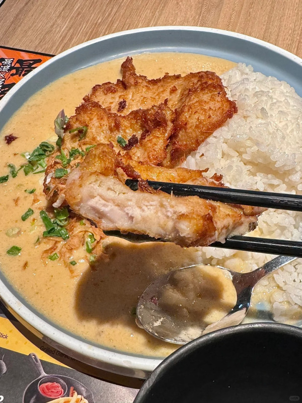 沙嗲王限時1日白咖喱豬扒飯買1送1 全港派5000張免費飛！送King仔貼紙