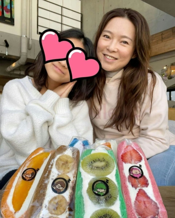 歐倩怡意外曝光12歲囡囡火辣打扮惹爭議！網民重提離婚原因：明顯管教子女上有分歧！