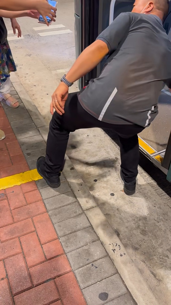 陸客讚港人文關懷內地要追50年 稱這項設施充足：讓每個生命有尊嚴 