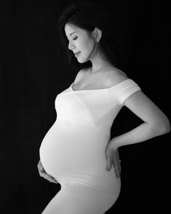 盤點娛樂圈中的15位高齡產婦 40歲懷孕已經好平常？最誇張58歲生BB為母則強