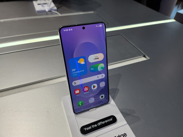 Samsung Galaxy S25 Edge 上手試 超薄機身手感輕盈攝力實測