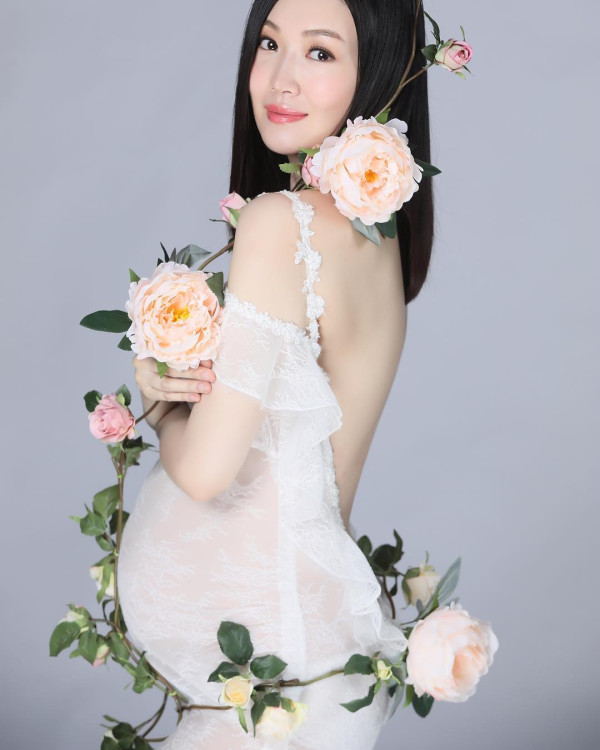 盤點娛樂圈中的15位高齡產婦 40歲懷孕已經好平常？最誇張58歲生BB為母則強