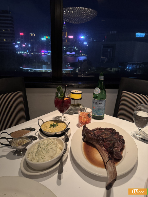 Morton's the Steakhouse斧頭扒雙人套餐回歸！維港夜景下歎巨型36安士斧頭扒