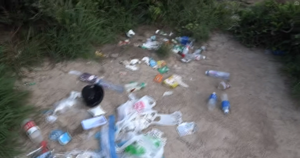 萬宜水庫佈滿簡體字垃圾慘況惹熱議! 網民:唔使估都知邊個做! 提議放上小紅書