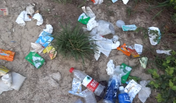 萬宜水庫佈滿簡體字垃圾慘況惹熱議! 網民:唔使估都知邊個做! 提議放上小紅書