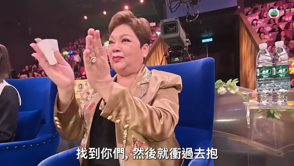 中年好聲音3｜肥媽哭成淚人「哥哥返咗嚟」 車婉婉台上3秒忍笑表情再遭瘋傳