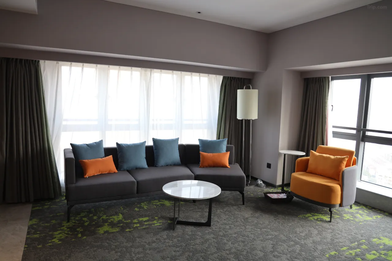 深圳東門希爾頓歡朋酒店（圖片來源：Trip.com）