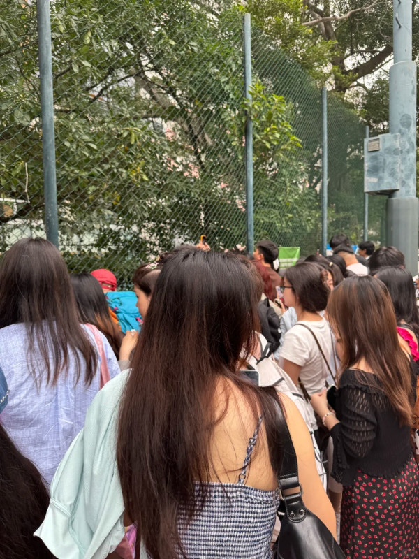 內地女狠批香港5點，圖片來源︰小紅書@高冷汉堡包。
