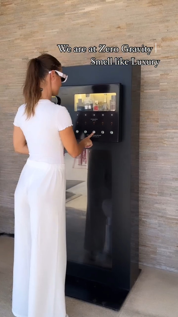 全球首創香水販賣機面世 出門忘記噴香水救星!Dior/Jo Malone等大牌都有
