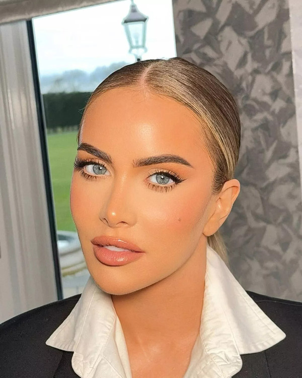 女演員整容後登機失敗要用一招證明身份 專家呼籲護照證件相避免用一類相