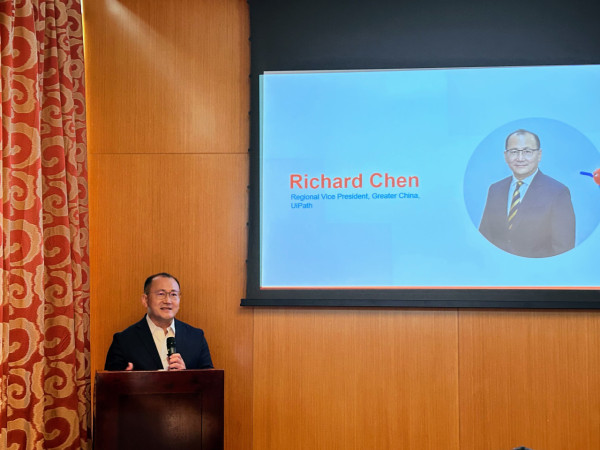 UiPath攜手國泰 應用AI自動化方案 縮短4倍文書處理時間