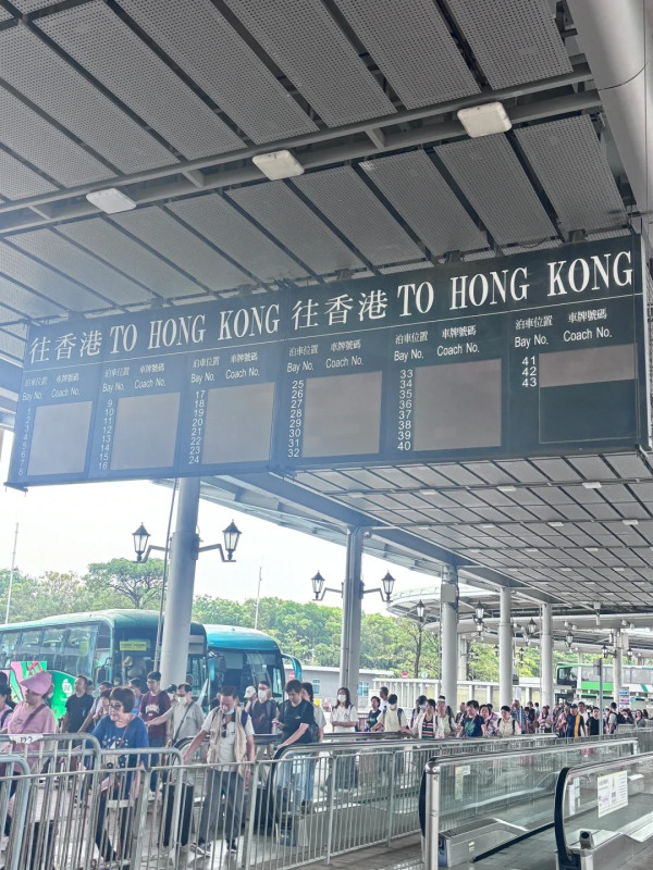 內地客發文直指「服了」香港人 大讚3大無私善行：主動帶路/幫忙付錢 