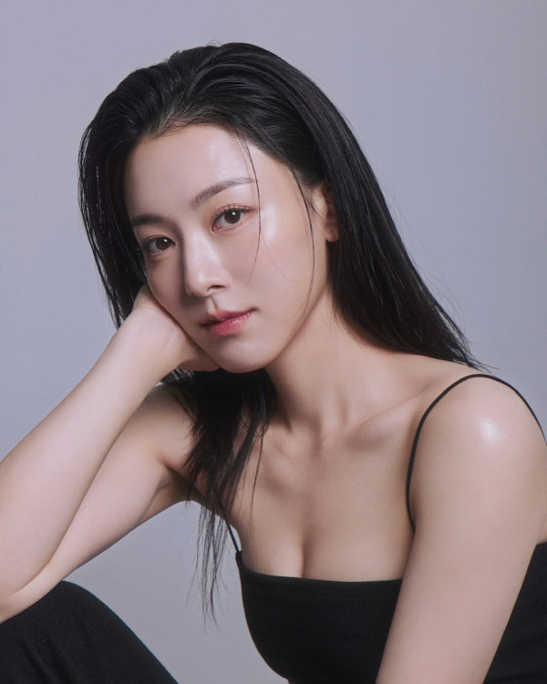 王敏奕生圖曝光氣質美貌靚到癲！獲讚真人比上鏡更靚：TVB第一靚