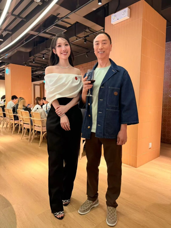 前港姐冠軍富商老公望參加《中年好聲音4》70歲踏足娛圈：人老唔緊要！