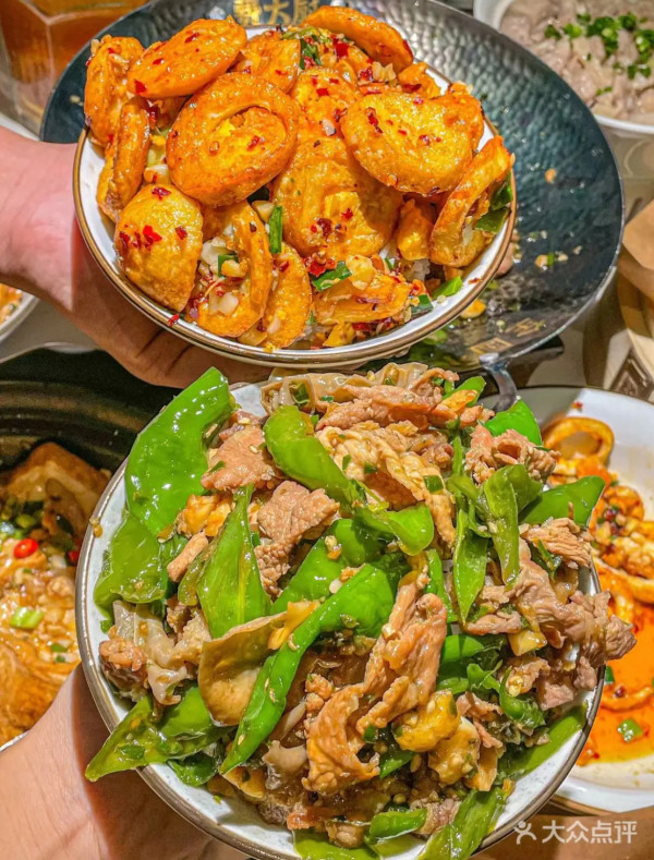 深圳龍崗大運天地公園式商場！2024年新開幕！購物美食娛樂交通懶人包 