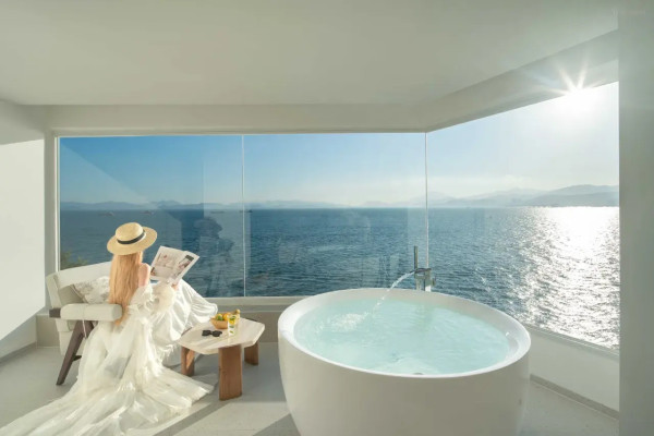 深圳靚景酒店推介｜飽覽270度海景/無邊際泳池/290米高空城市景！送旅拍/SPA按摩 