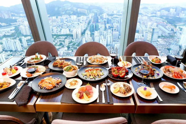 深圳靚景酒店推介｜飽覽270度海景/無邊際泳池/290米高空城市景！送旅拍/SPA按摩 