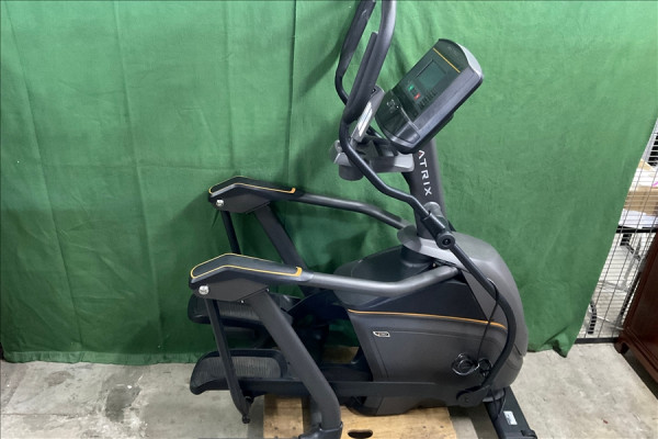 美駐港澳領事館網上拍賣逾200件物品 私家車/健身設備/傢俬$10起跳