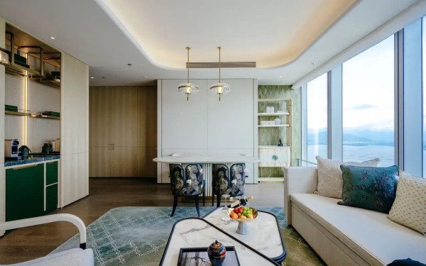 深圳靚景酒店推介｜飽覽270度海景/無邊際泳池/290米高空城市景！送旅拍/SPA按摩 