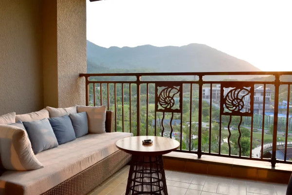 深圳靚景酒店推介｜飽覽270度海景/無邊際泳池/290米高空城市景！送旅拍/SPA按摩 